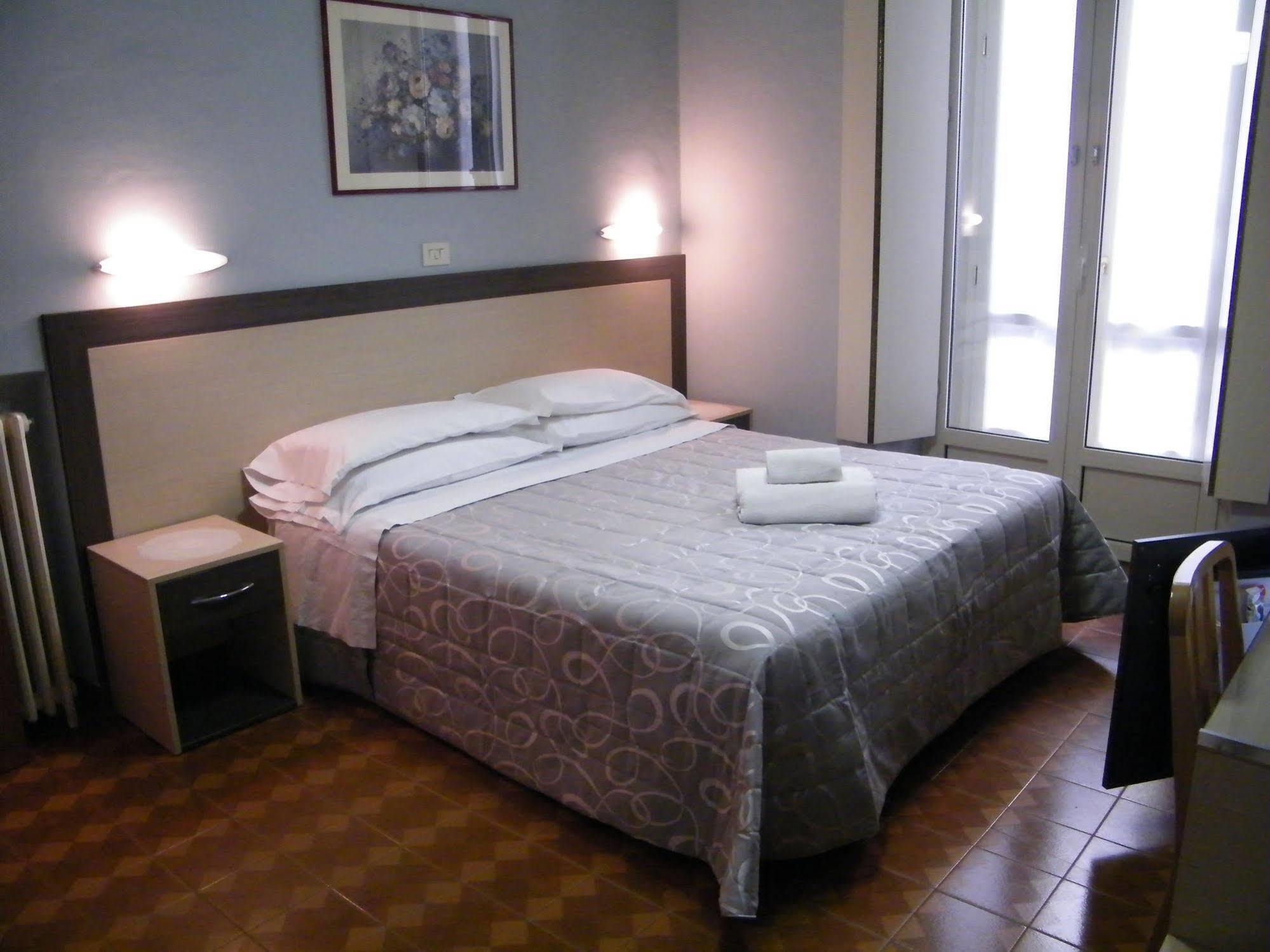 Hotel Alba Torino Kültér fotó